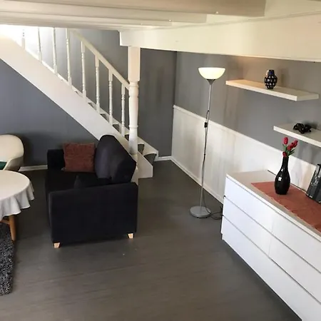 Feriehus Nordlys Garden House *