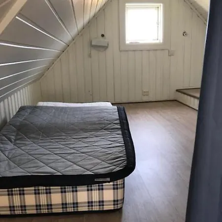 Feriehus Nordlys Garden House