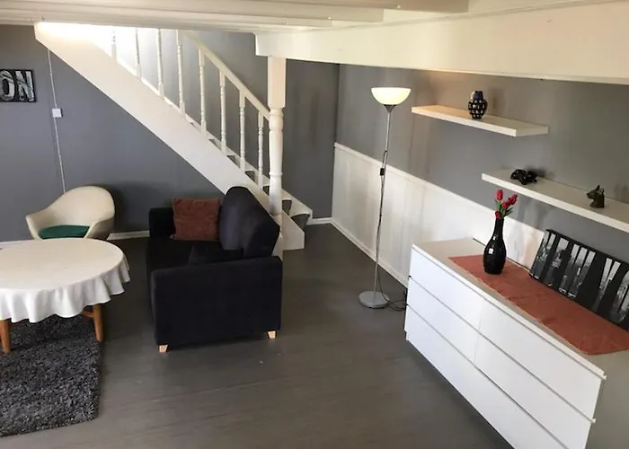 펜션 Nordlys Garden House *
